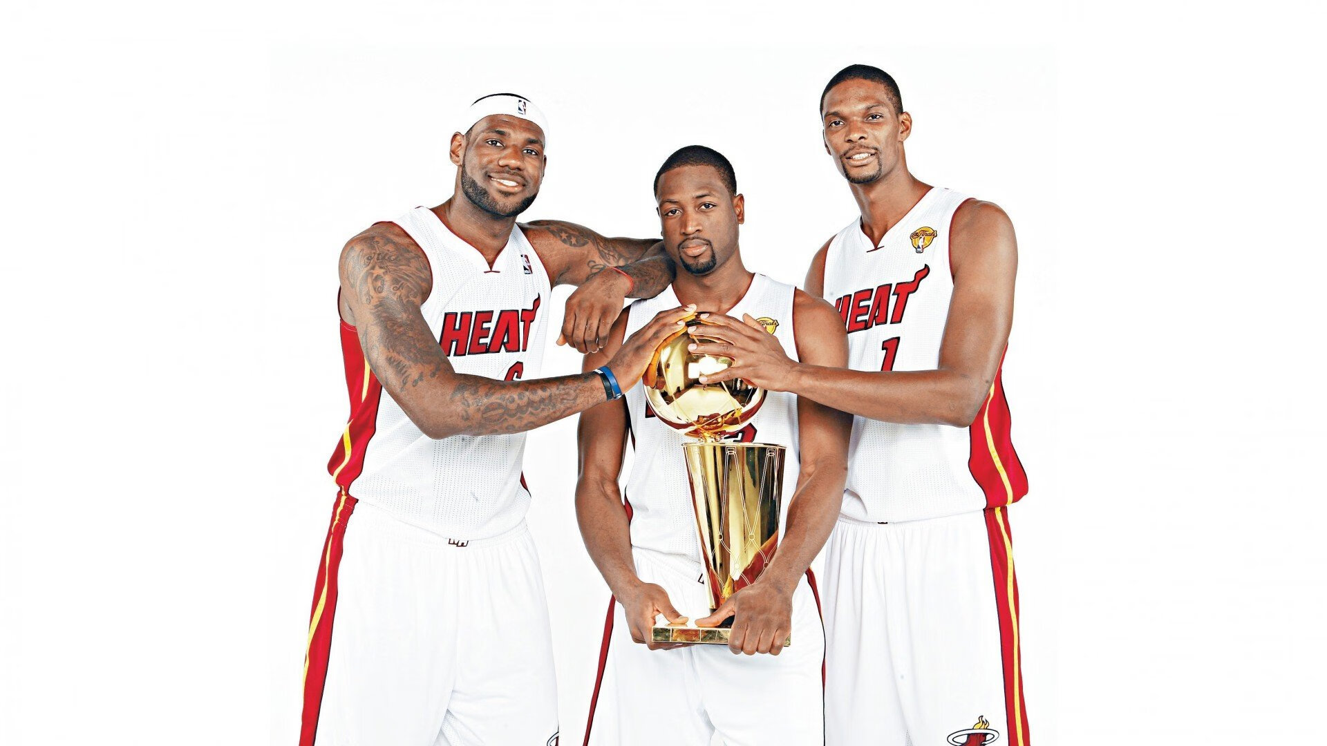 九游中心官网-赛场内外的战友情谊,战场上的友情